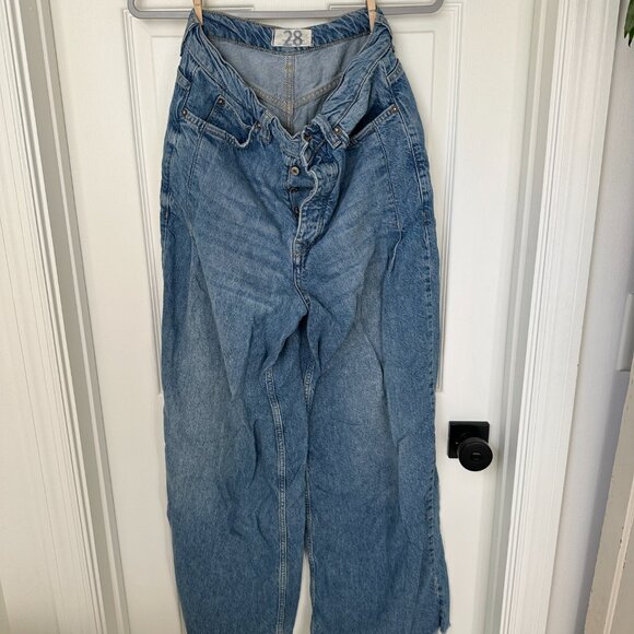 We The Free Old West Slouchy Jeans in Canyon Wash Size 28 - Picture 4 of 7